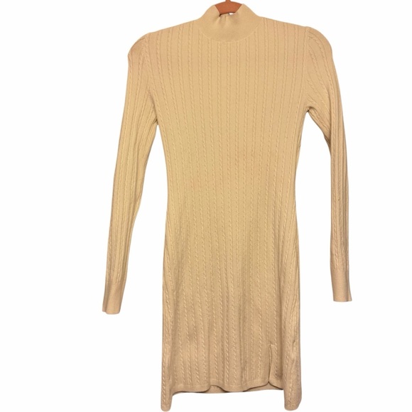 Abercrombie & Fitch Dresses & Skirts - Abercrombie & Fitch Ribbed Mockneck